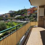 Trilocale con terrazzo e box a Pietra Ligure