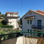 Trilocale con terrazzo e box a Pietra Ligure